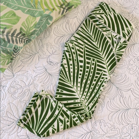 Jcrew x New Balance Palm Capri leggings Small 🌴 - Picture 5 of 5